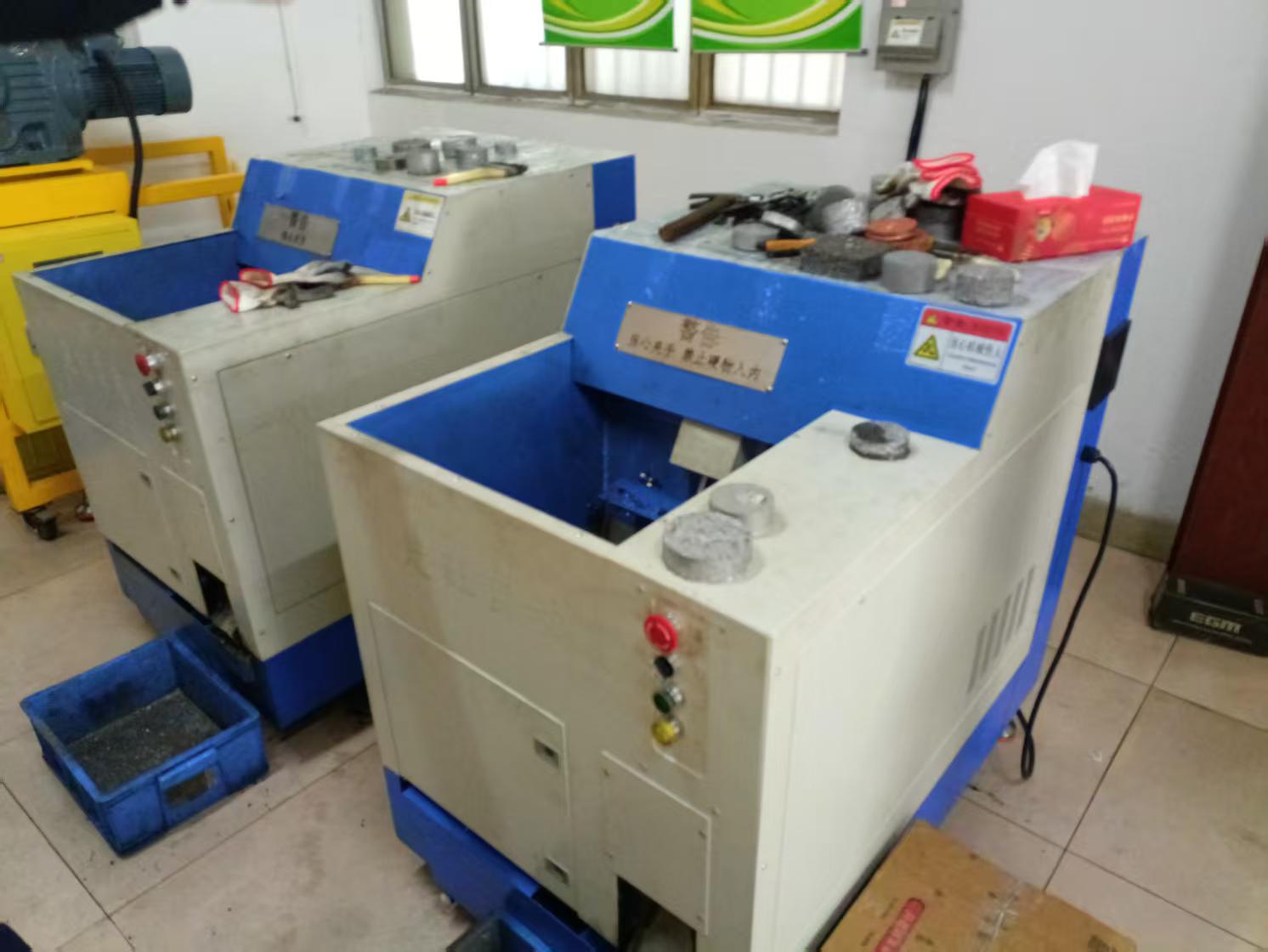 Portable briquetter Machine l Portable Metal powder compressor  PHBM-004